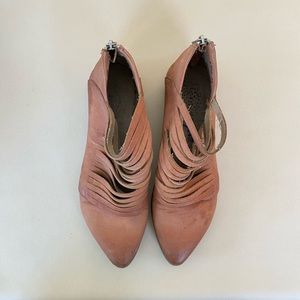 Free People flats. Pink.